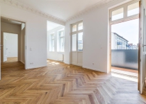 1539235926-20180724-hohe-strasse-18-012
